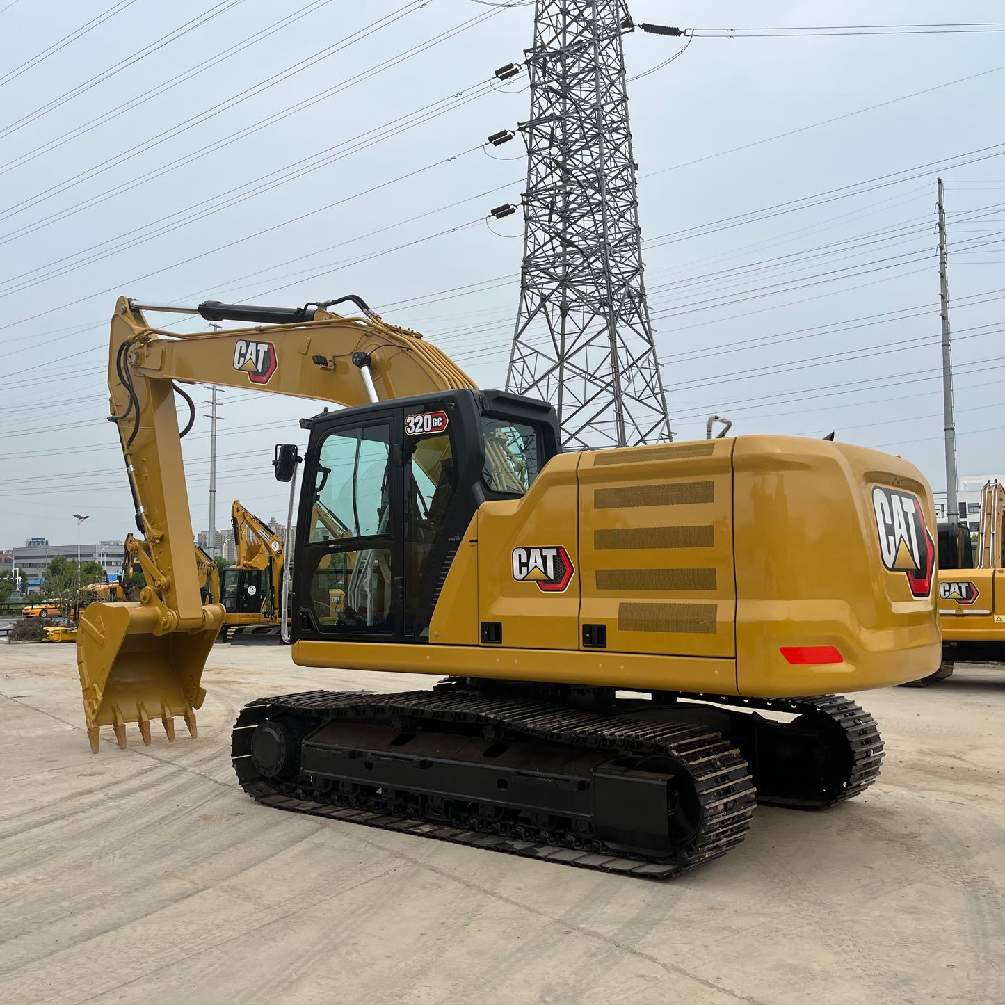 USED CAT 320GC