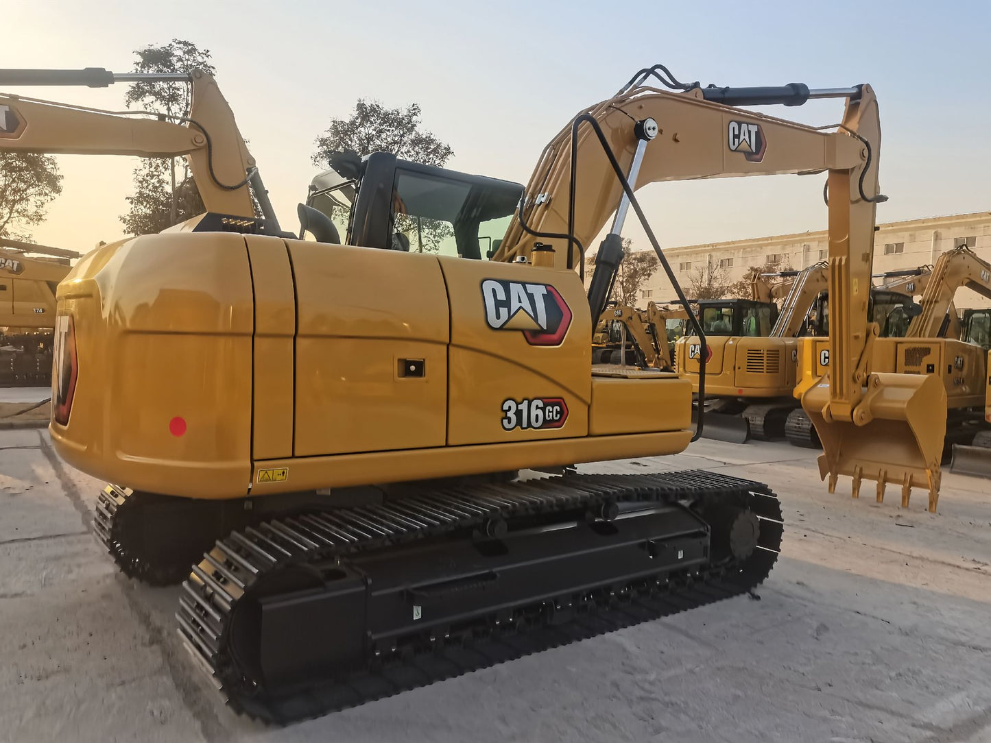 NEW CAT 316GC