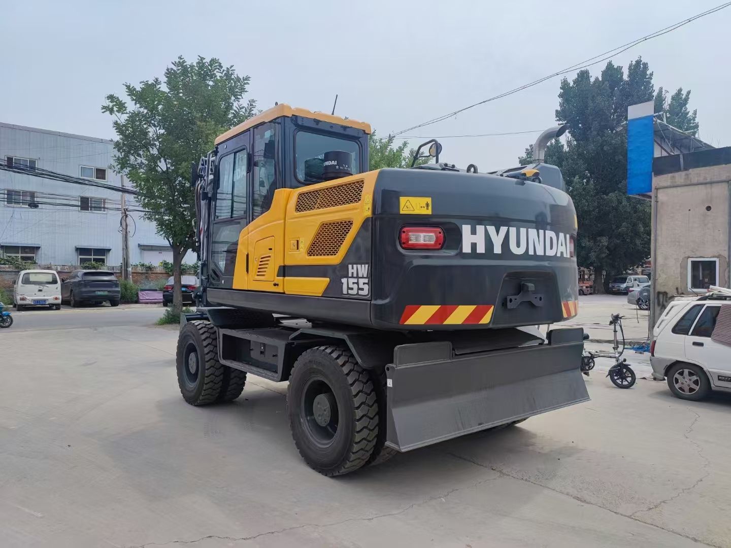 NEW HYUNDAI HW155