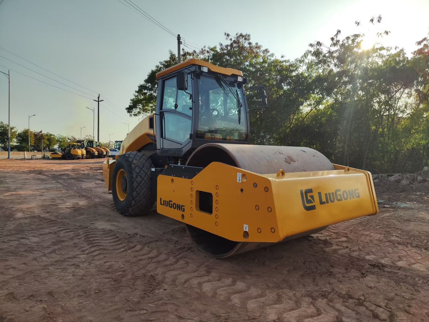 New Liugong 6622EG4 SINGLE-DRIVE Road Roller for Sale detail view