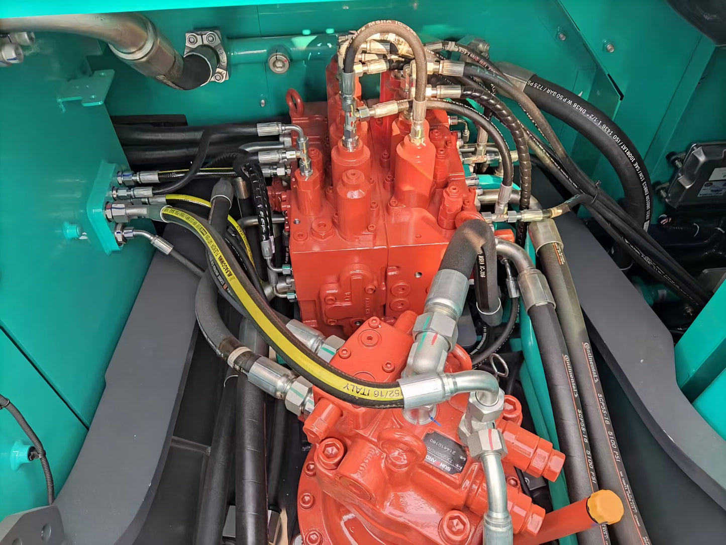 New Sunward SWE205E Excavator for Sale detail view