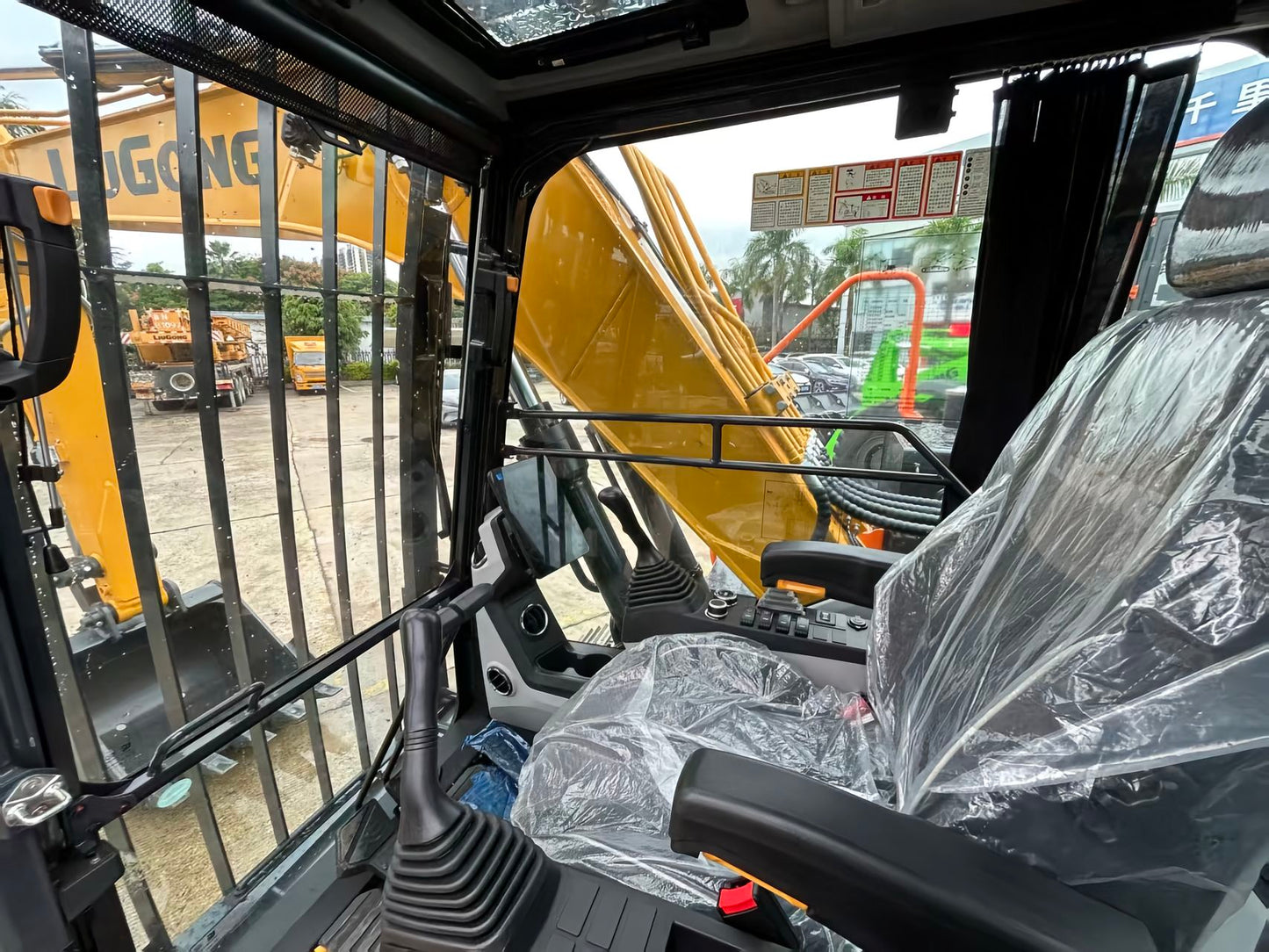 New Liugong 911F Excavator for Sale detail view