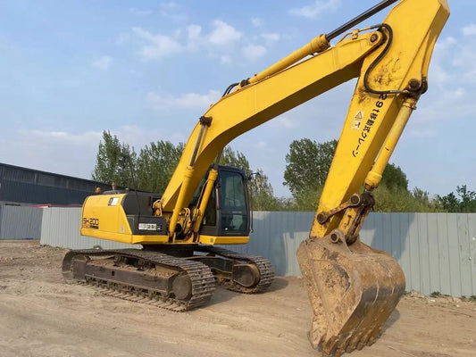 Used Sumitomo SH200-5 Excavator for Sale rear side view