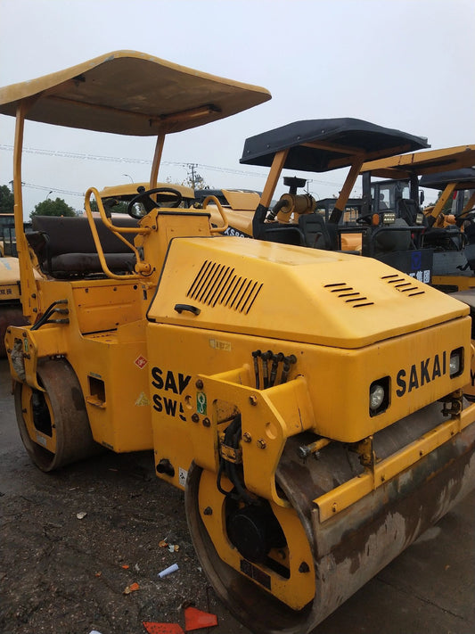 Used Sakai SW530 Road Roller for Sale rear side view