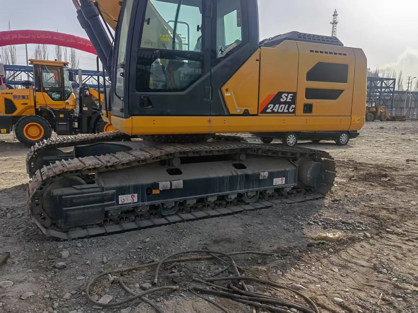 USED SHANTUI SE240LC