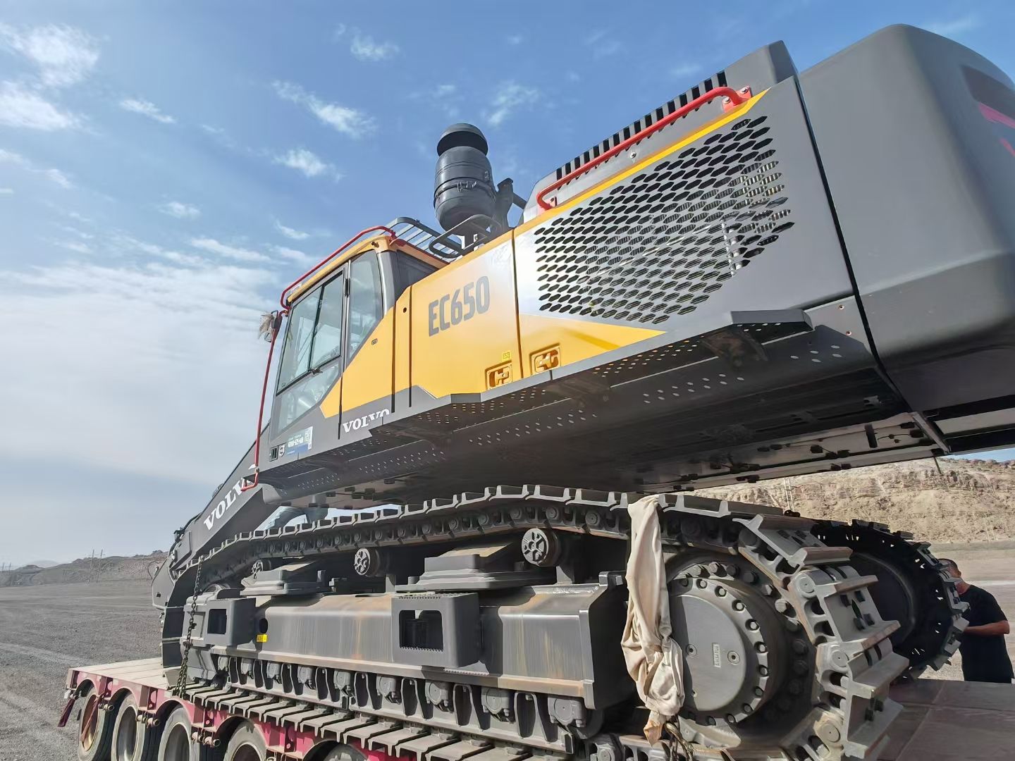New Volvo EC650 Excavator for Sale detail view