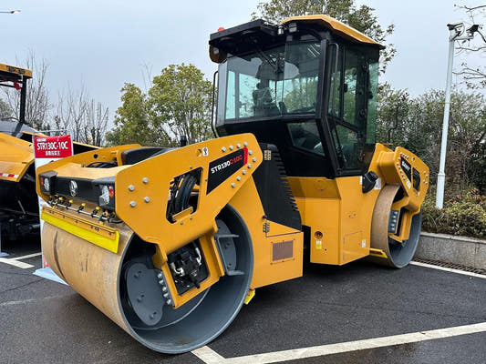 New Sany STR130C-10C Road Roller for Sale rear side view