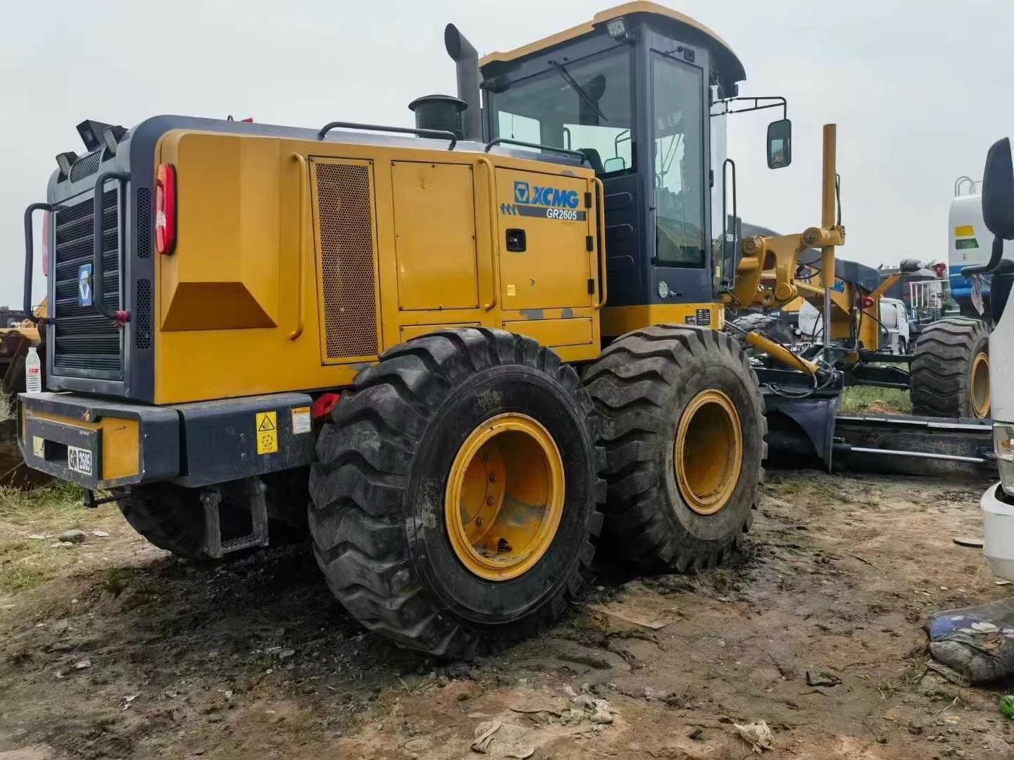 USED XCMG GR2605