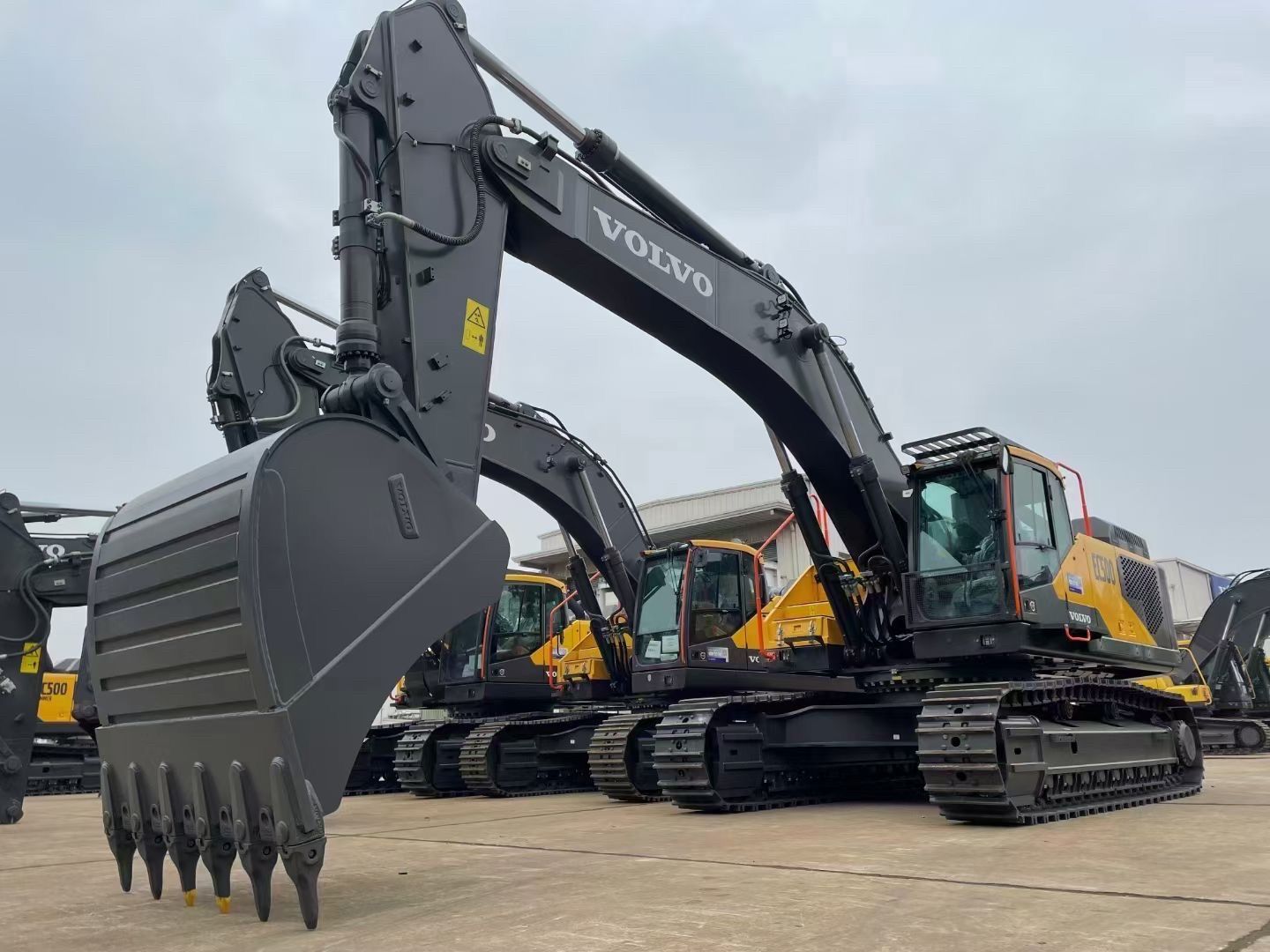 Used Volvo EC500 Excavator for Sale detail view
