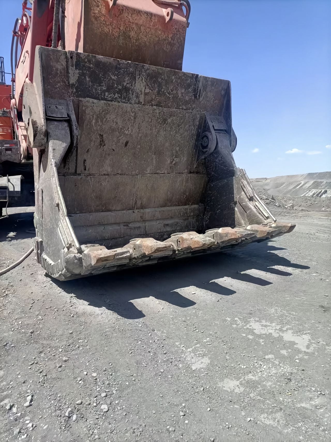 USED HITACHI EX2500-6