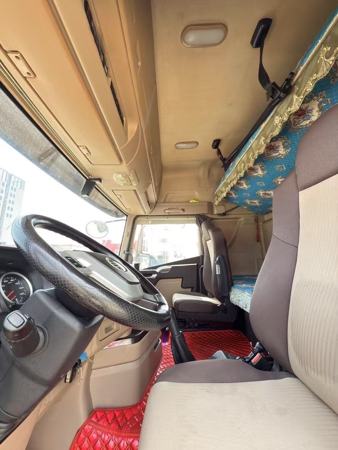 Used FAW JH6 9.6m 8×4 F-Class Heavy Refrigerated Truck