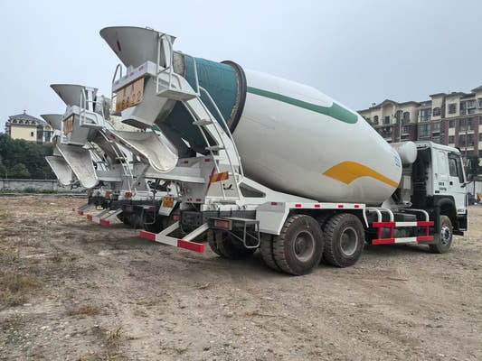 Used Howo 14M³ Concrete Mixer Truck for Sale rear side view