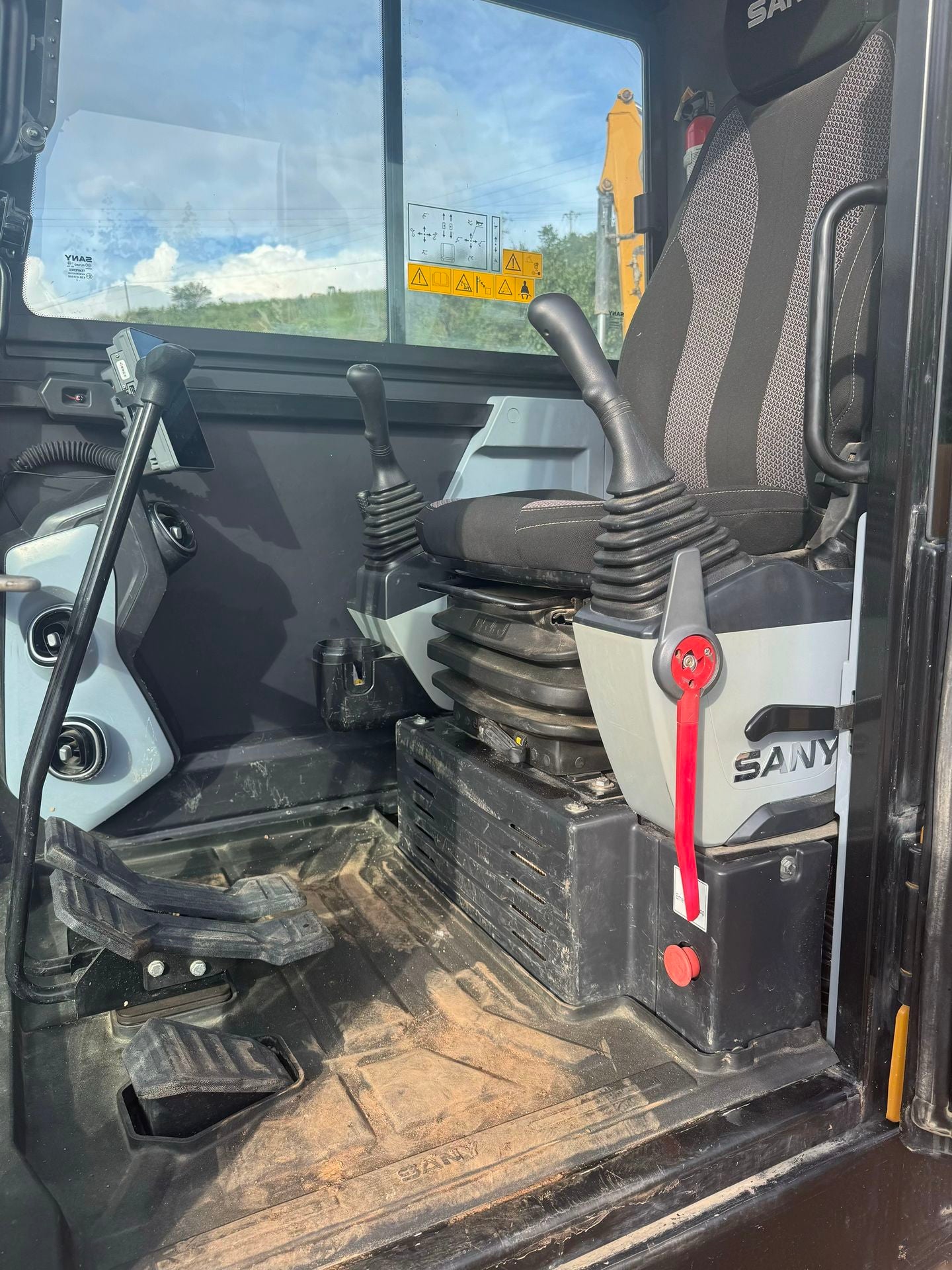 USED SANY SY55C