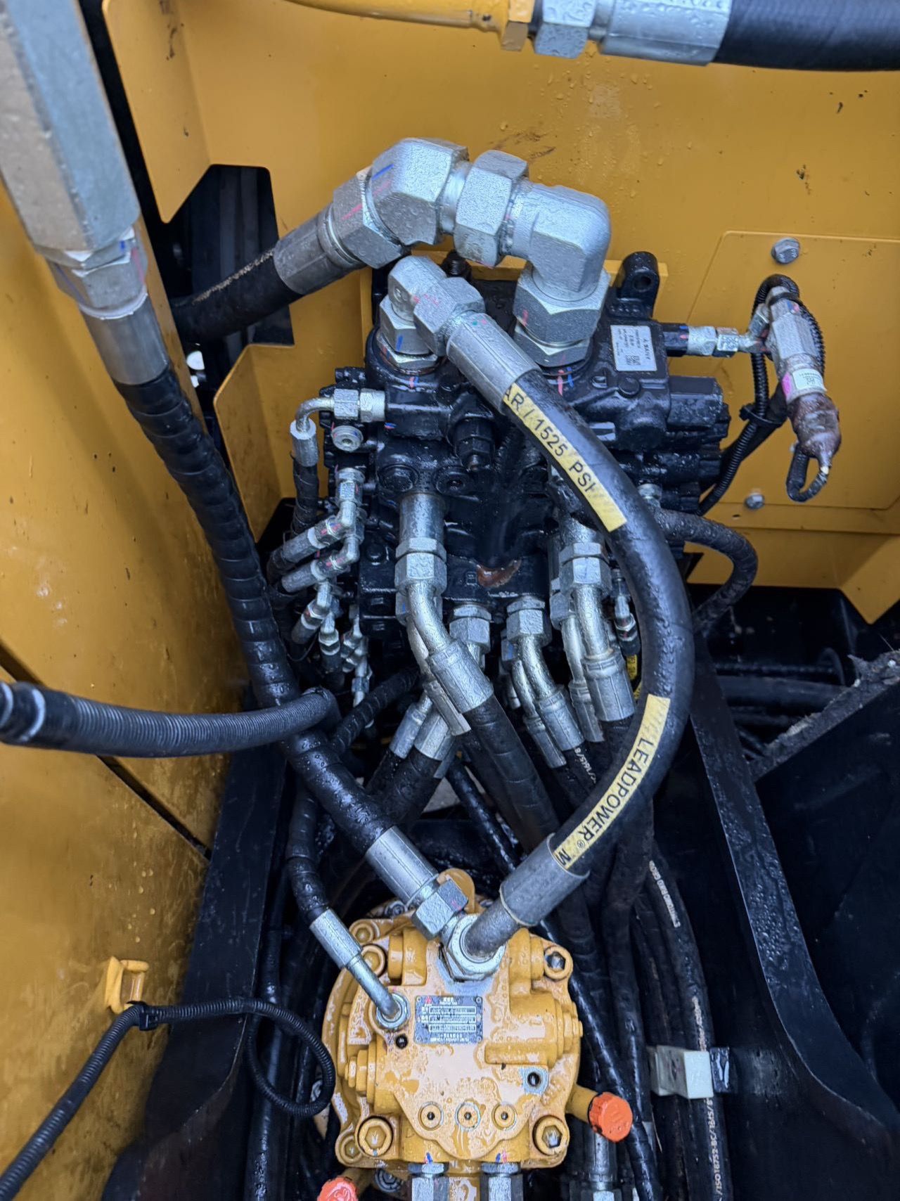 USED SANY SY70C