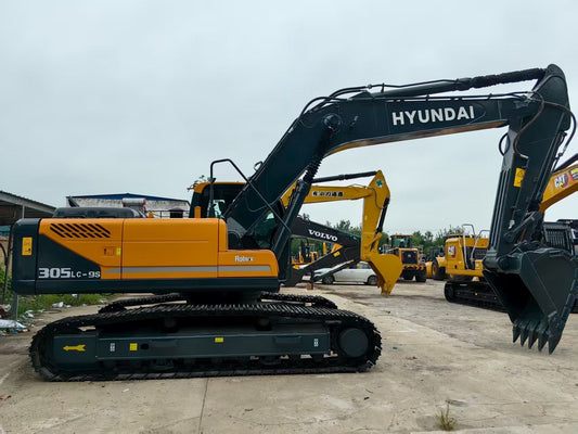 Used Hyundai R305LC Excavator for Sale rear side view
