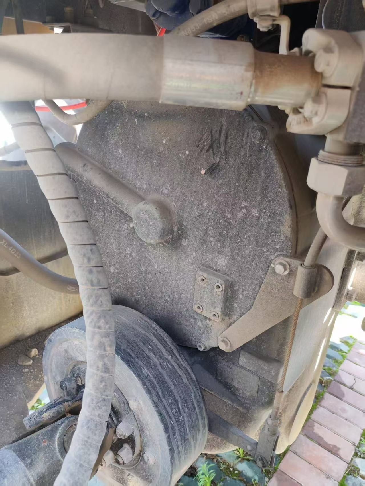 Used XCMG XC958 Wheel Loader for sale tire and chassis detail for sale