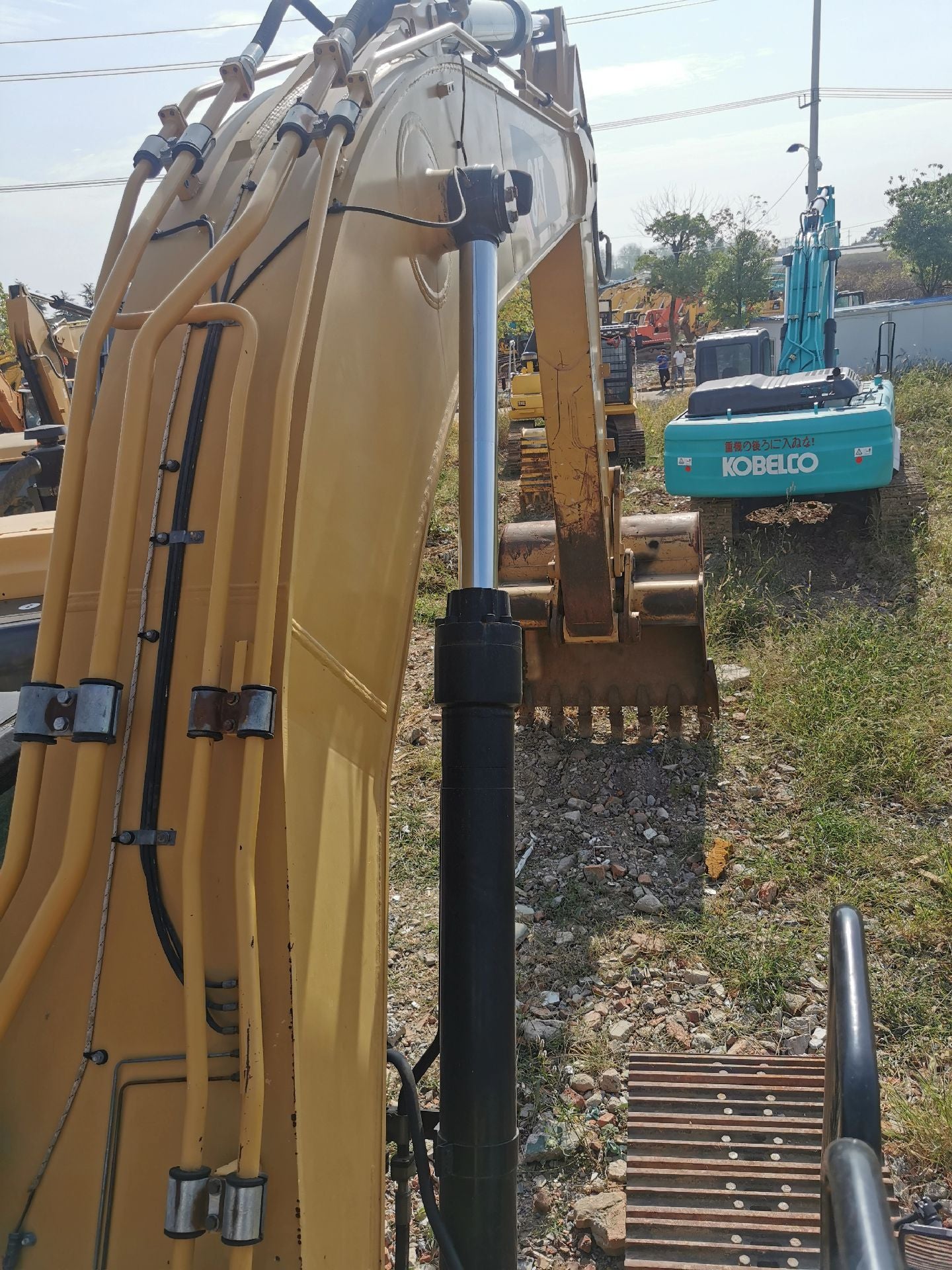 Used CAT 349EL Crawler Excavator for Sale - real inventory photo 7