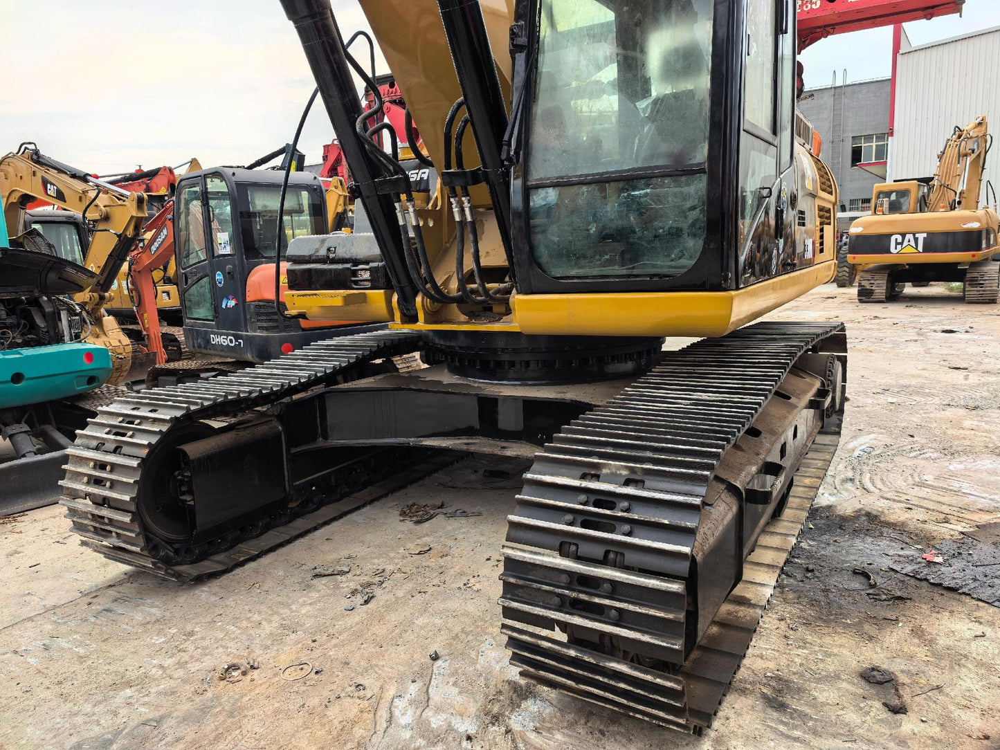 Used CAT 330D Crawler Excavator for Sale - real inventory photo 5
