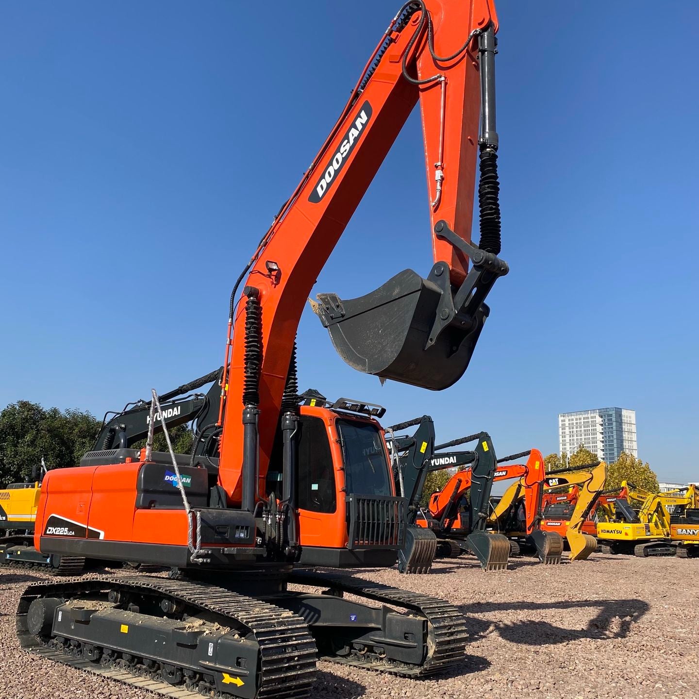 Used DOOSAN DX225LCA Crawler Excavator for Sale - real inventory photo 5