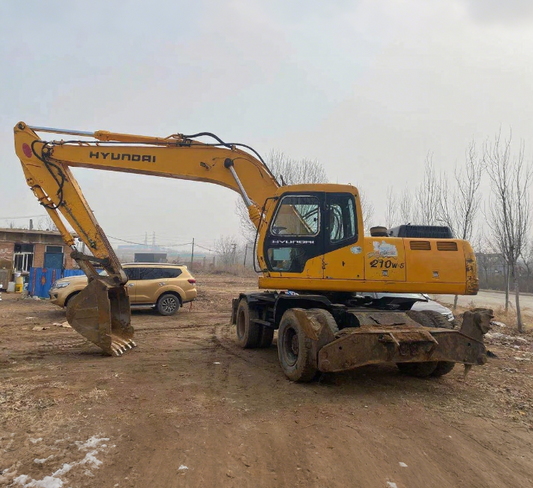 Used Hyundai R210W Excavator for Sale rear side view