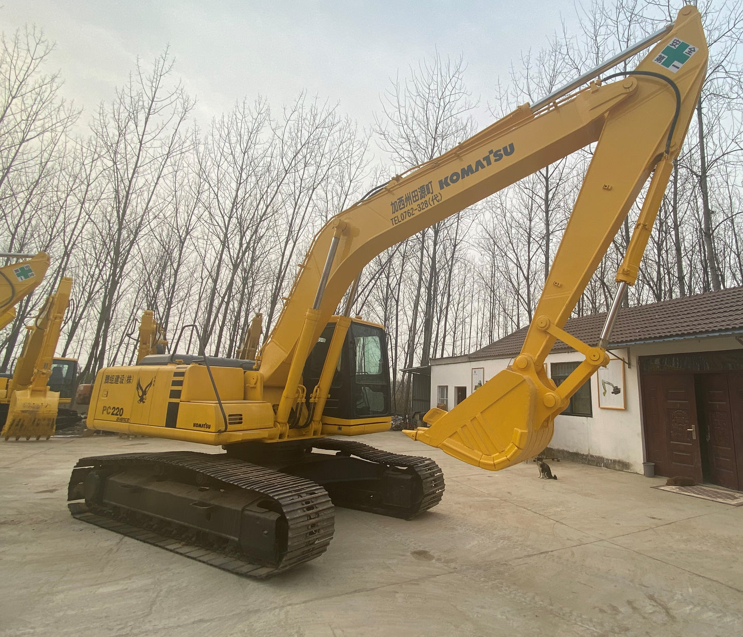 USED KOMATSU PC220-6