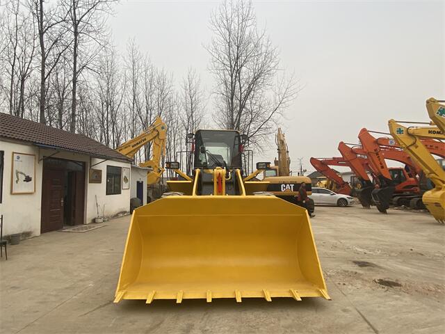 USED KOMATSU WA380-6