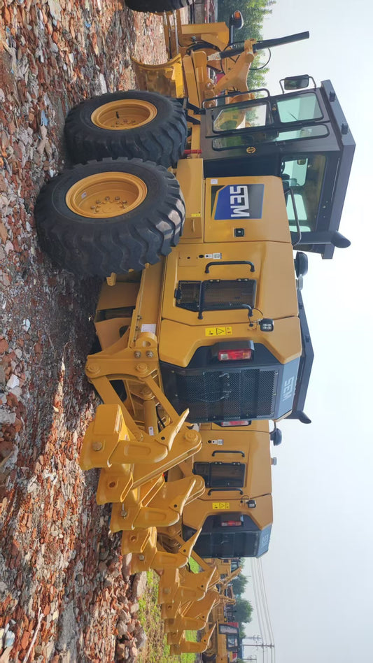 Used Sem 920F Motor Grader for Sale rear side view