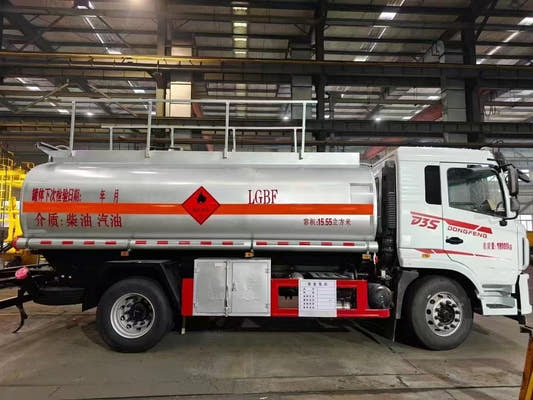 Used Dongfeng 15.55M³ Fuel Tank Truck for Sale rear side view