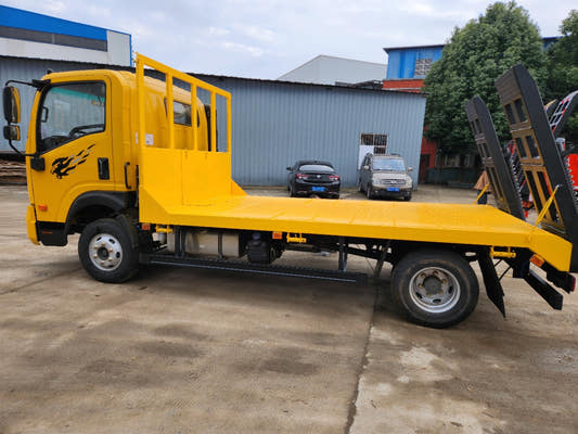 Used Sinotruk 150HP Flatbed Truck for Sale rear side view