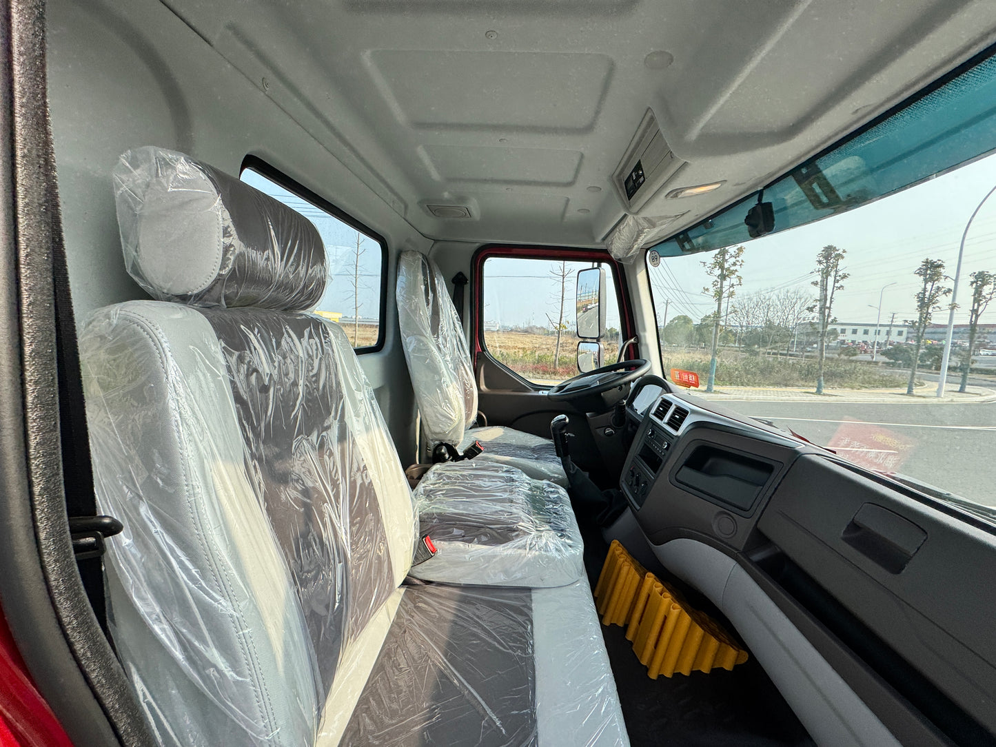 Used Dongfeng 220HP Truck-Mounted Crane for Sale - Updated Model detail view