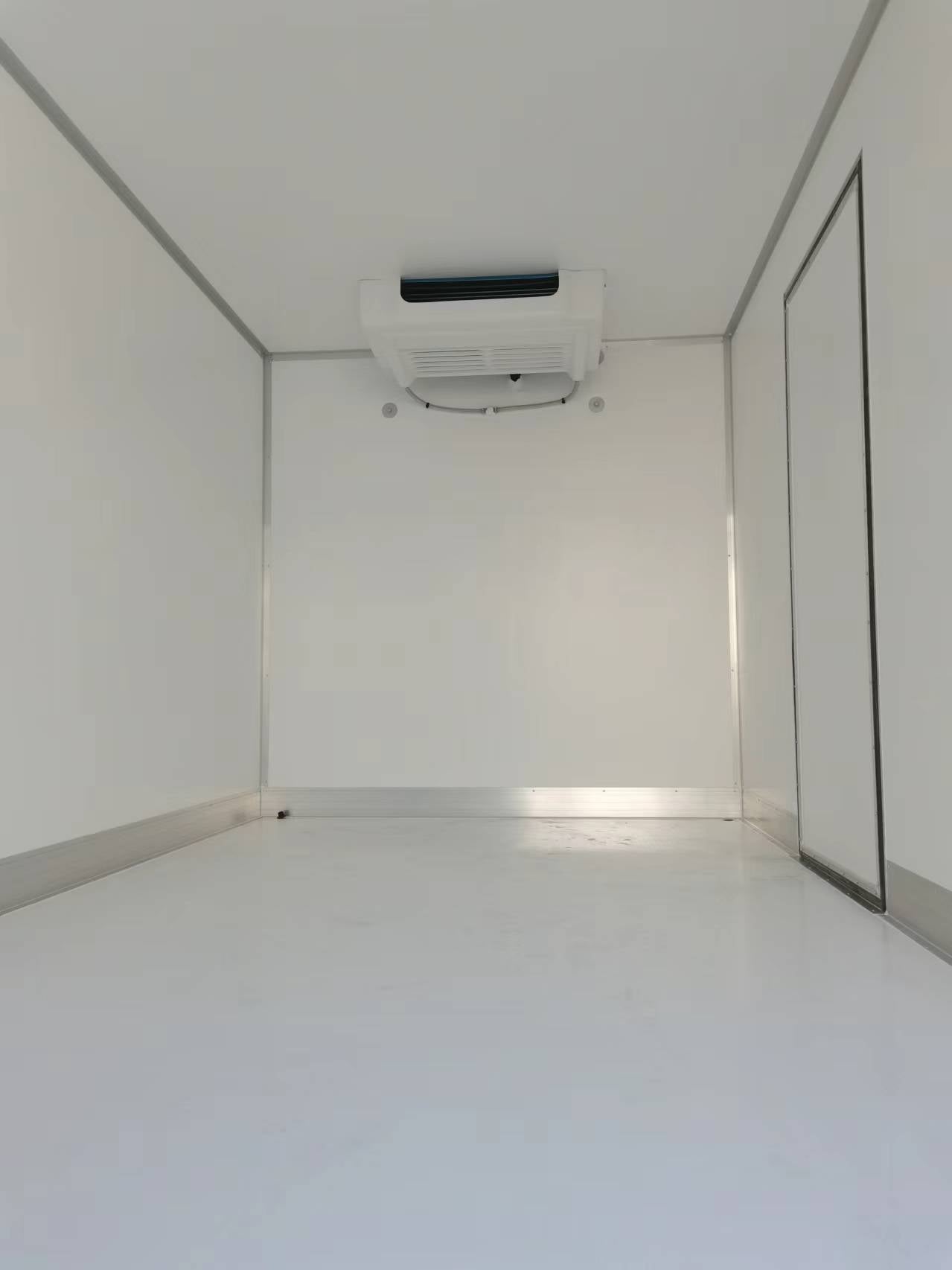 Used Foton AOLING 12.7M³ CLASS‑F Refrigerated Truck for Sale detail view