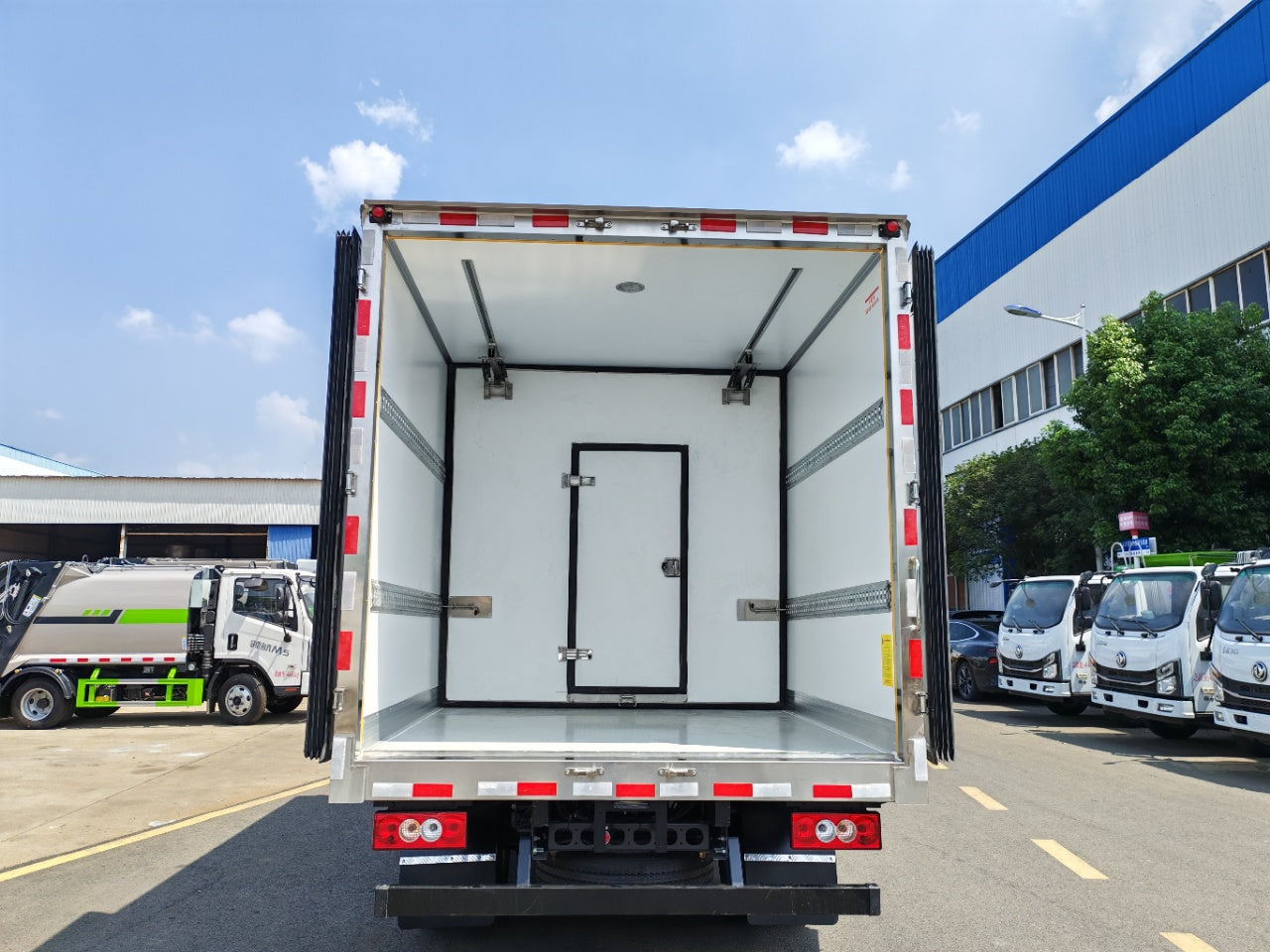 Used Foton AUMARK 18M³ Refrigerated Truck for Sale detail view