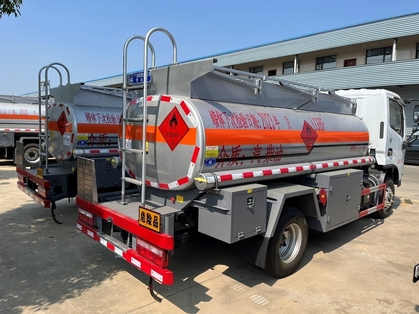 Used Dongfeng FORUKA 5.1M³ Fuel Tank Truck for Sale detail view