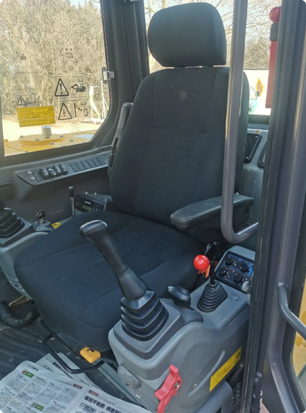 Used Volvo EC55BLC Excavator for Sale engine and hydraulic area for sale