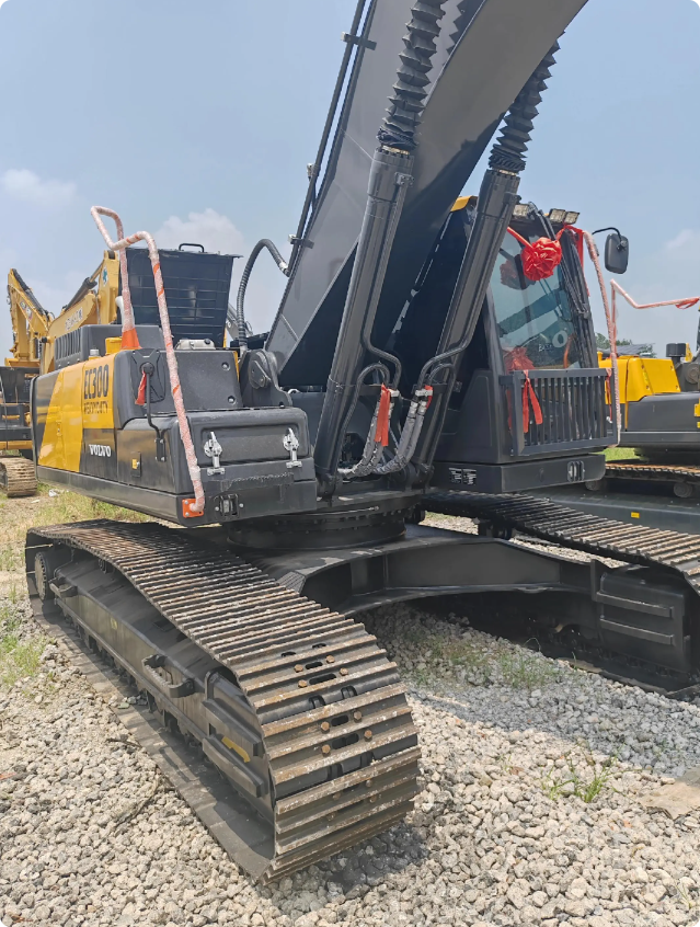 Used VOLVO EC300 crawler excavator real inventory view 10