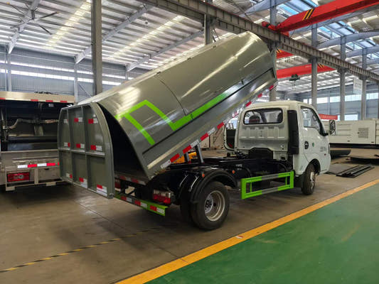 Used Dongfeng TUYI 4M³ Sealed Garbage Truck for Sale rear side view