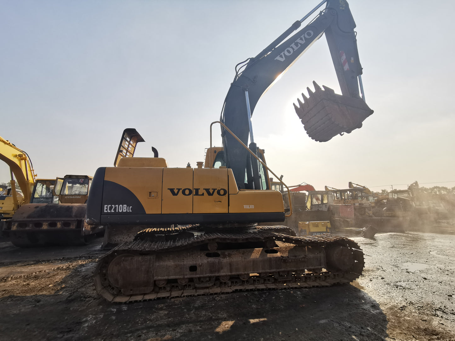 USED VOLVO EC210BLC