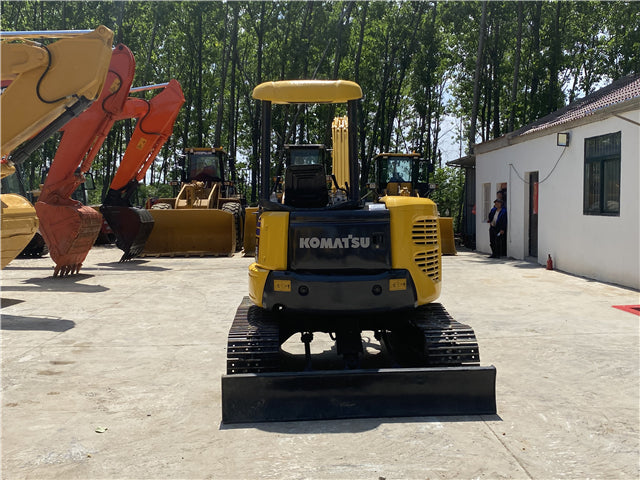 USED KOMATSU PC35MR