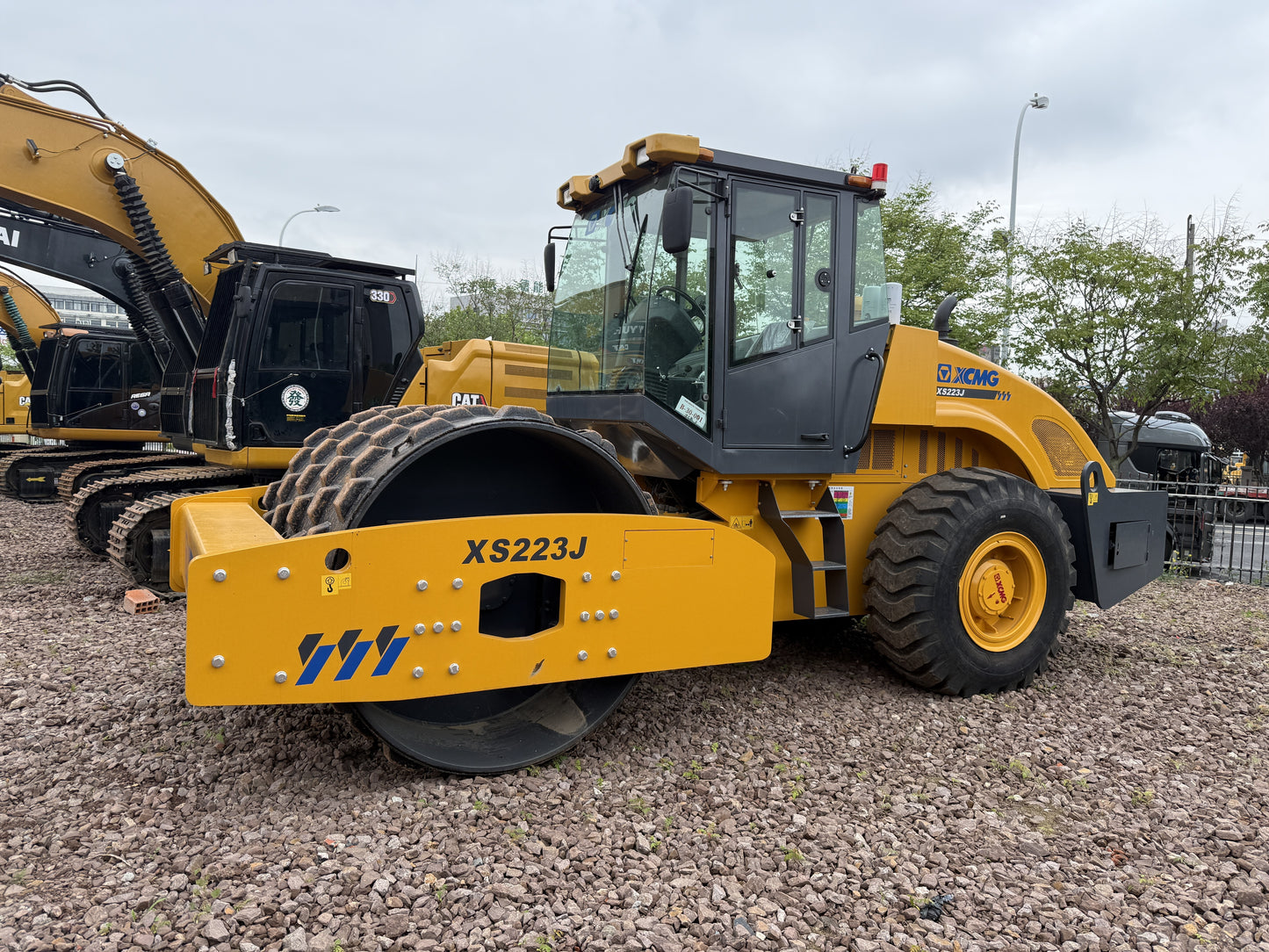 USED XCMG XS223J
