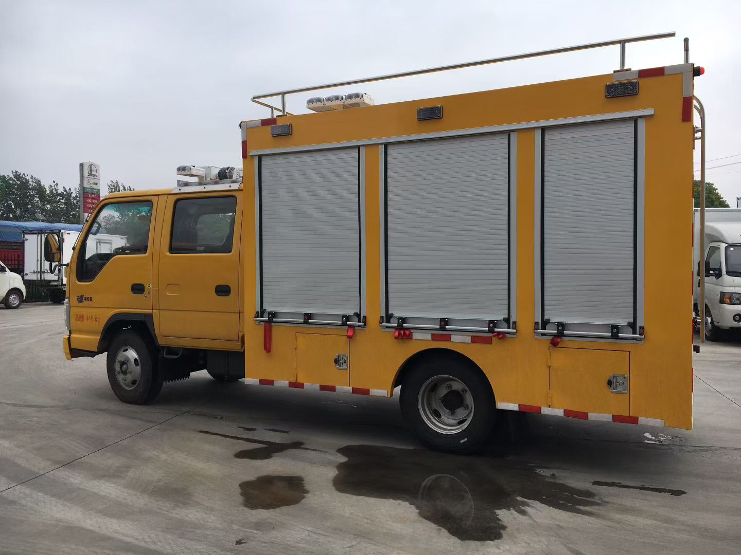 Used Isuzu 50KW GENERATOR Emergency Lighting Truck for Sale detail view