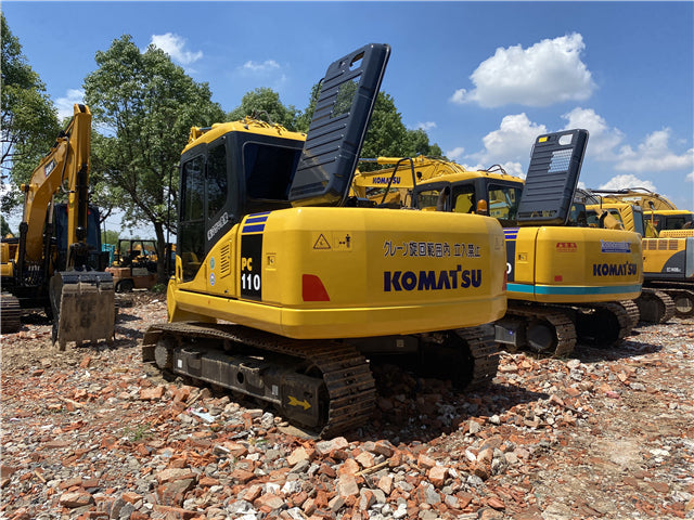 Komatsu PC110 – The 11-Ton Japanese Midi Excavator That Does the Work of a 20-Ton (Without the Price Tag) 🔴⛏️