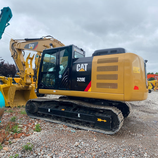 The Cat 320E: The 20-Ton Excavator That Still Makes Sense in 2026