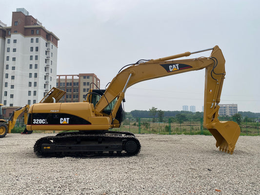 Why This CAT 320CL Still Looks Brand New