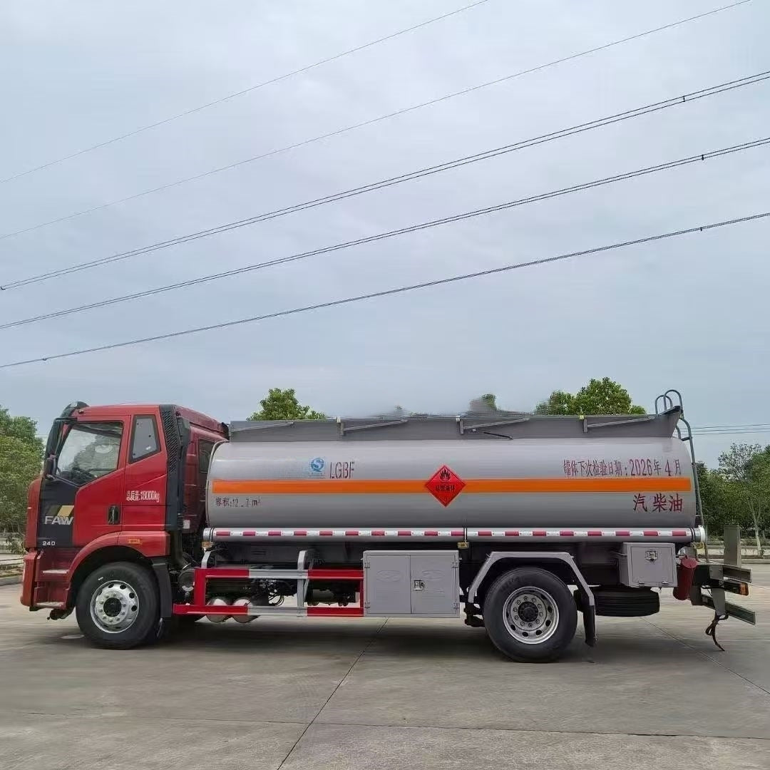 Used FAW 240HP Fuel Tanker Truck for Sale front view