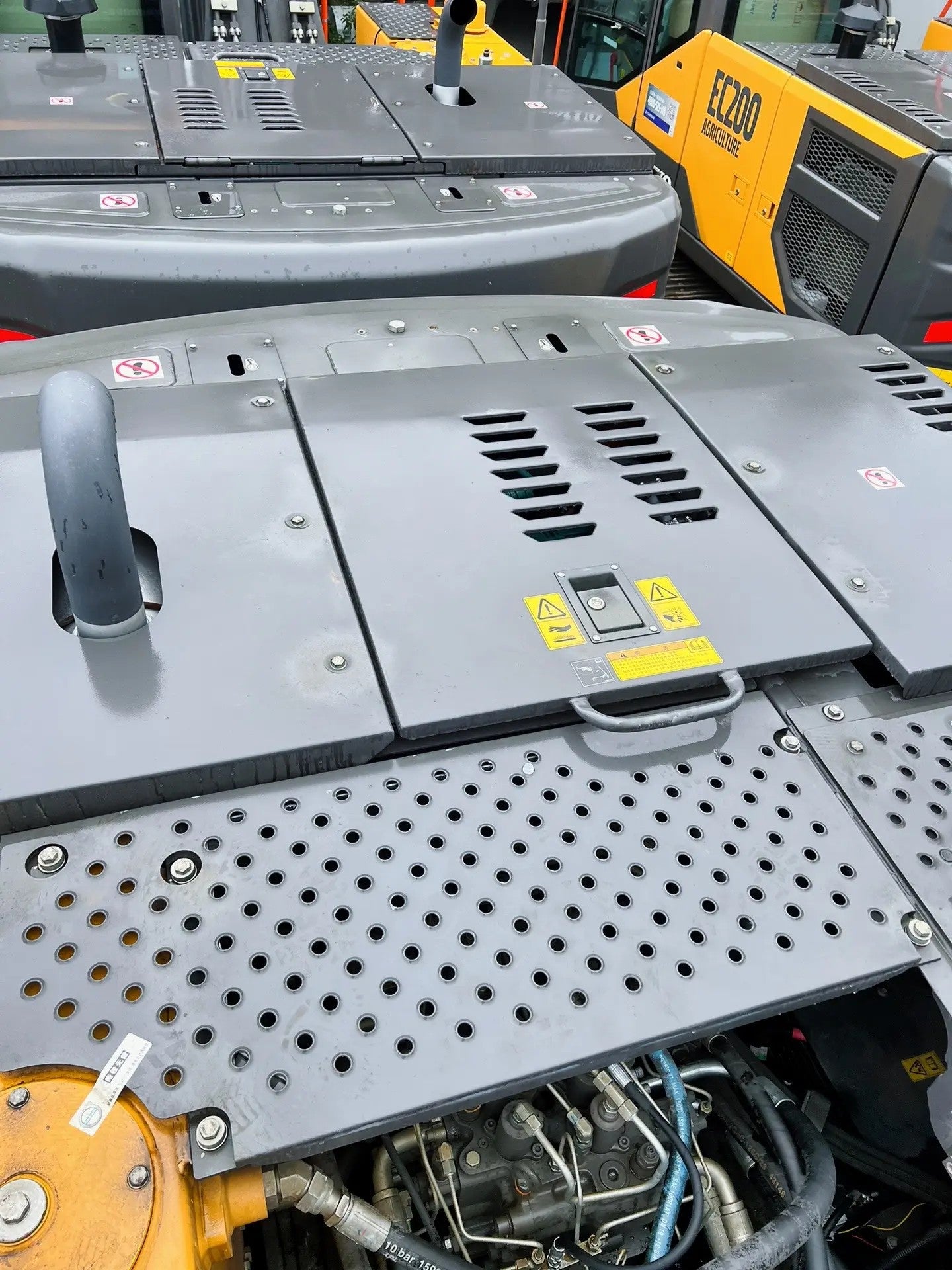 New Volvo EC210 Excavator for Sale detail view