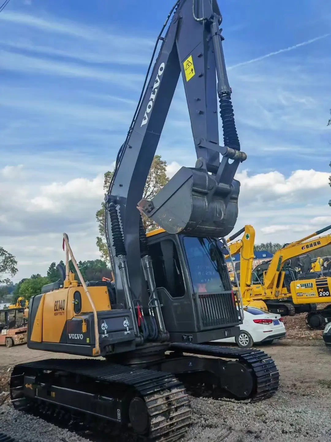 New Volvo EC140D Excavator for Sale detail view
