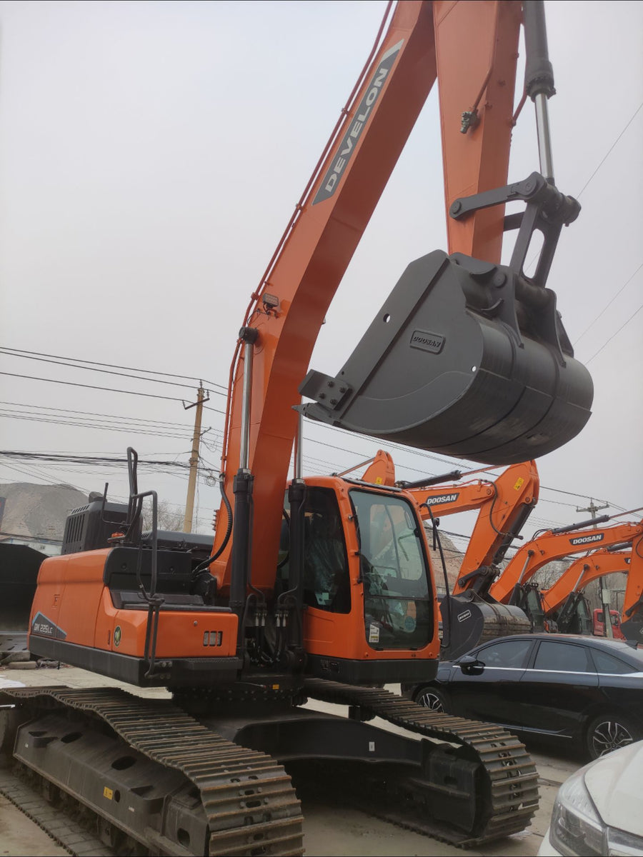 New DEVELON DX225 Crawler Excavator for Sale | DEVELON DX225 Price detail photo 2
