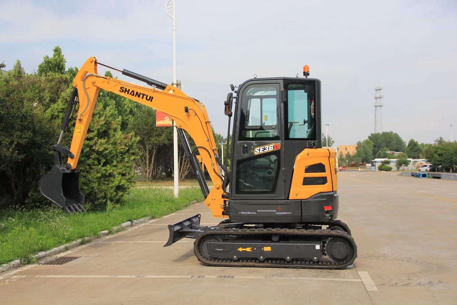 New Shantui SE36SR Excavator for Sale front view