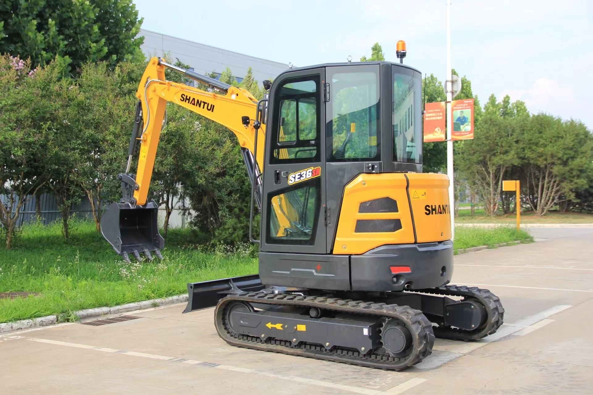 New Shantui SE36SR Excavator for Sale - Alternative Stock detail view