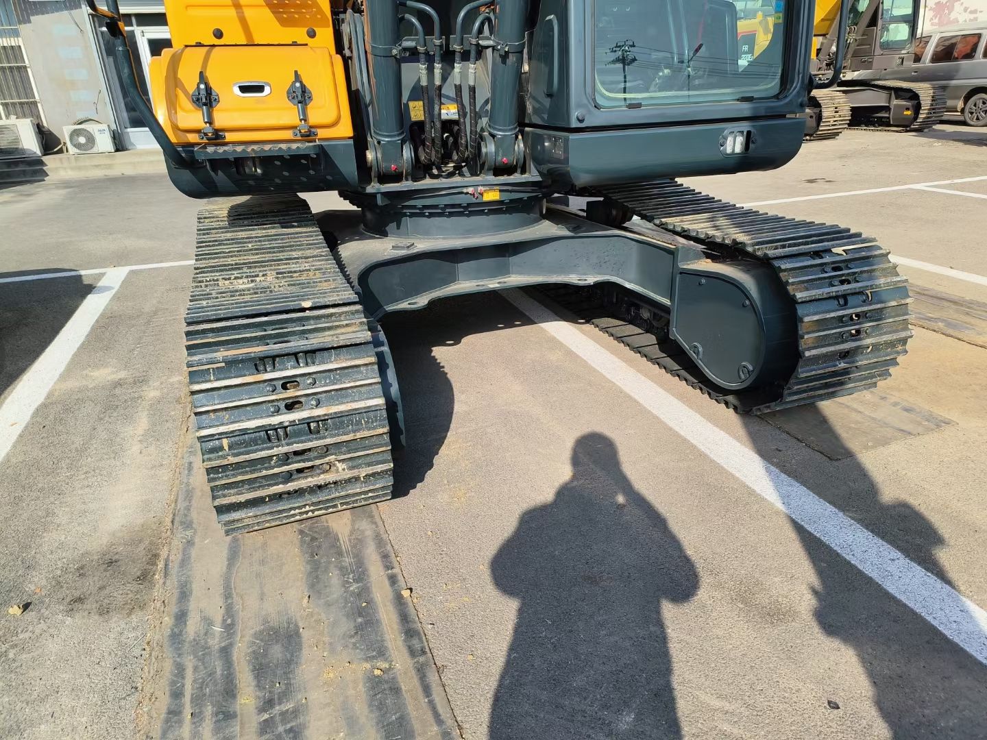 New Hyundai HX135 Excavator for Sale front view